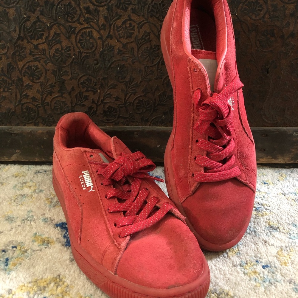 Puma Sneakers